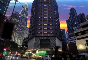de King Boutique Hotel KLCC allows 18 year olds to book a room