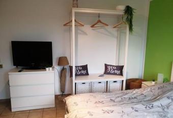 Nordsee Ferienwohnung an der K  ste mit Inselblick allows 18 year olds to book a room