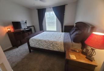 Bedroom Four minutes from beach has Balcony rooms