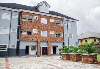 Schemes Hotel And Apartment has Balcony rooms