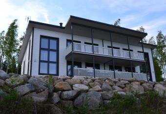 Riihilintu Villa has Balcony rooms