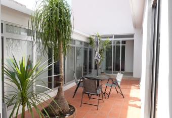 Maison Lapinou has Balcony rooms