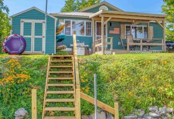 Hamilton Home #4 allows 18 year olds to book a room