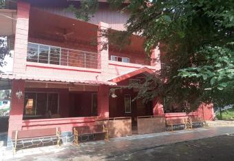 Garwa Home Stay has Balcony rooms