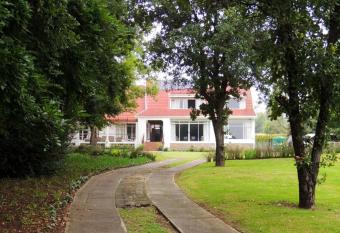 Gentle Breeze Retreat has Balcony rooms