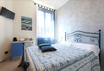 La Rosa Dei Venti allows 18 year olds to book a room