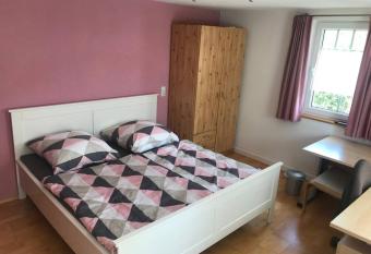 Ferienzimmer Oelhaf Zimmer in Ros   has Balcony rooms