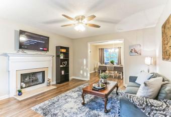 Sunlit Cartersville Cottage allows 18 year olds to book a room