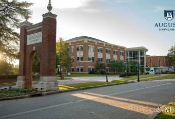 3-bed Downtown Augusta Hideaway allows 18 year olds to book a room