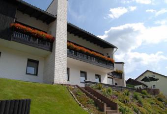 Pension Haus Wanninger allows 18 year olds to book a room