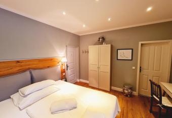 Das Gutshaus has Balcony rooms