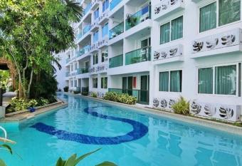 Amazon Residence 1 AR1 allows 18 year olds to book a room