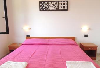 Albergo Il Terrazzino has Balcony rooms