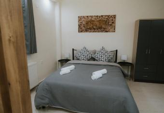 Panorama Apartment has Balcony rooms