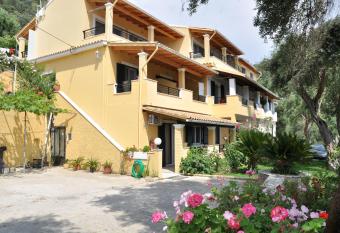 Lidovois House has Balcony rooms