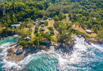 Strawberry Fields Together has Balcony rooms