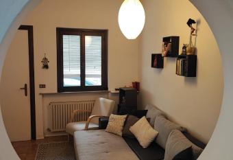 Casa Valbruna has Balcony rooms