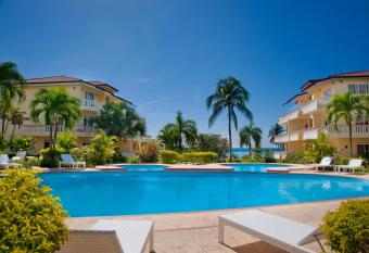 Las Palmeras by Graziano has Balcony rooms