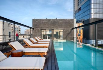 Taprobane House allows 18 year olds to book a room