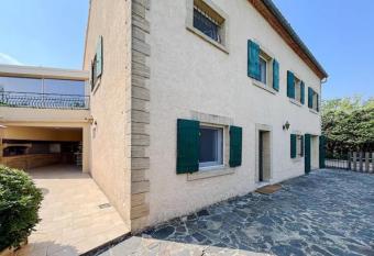 Entre mer et montagne has Balcony rooms