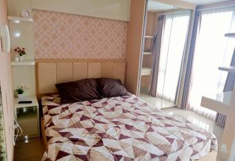 Agrippina Rooms T a m a n Melati Apartement near Malioboro has Balcony rooms