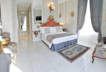 Home Grifondoro Affittacamere allows 18 year olds to book a room