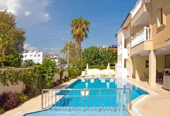 Kemer Royal Beach Hotel allows 18 year olds to book a room