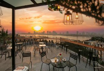 WestLake Pearl ApartHotel & Spa - By Pegasy Group has Balcony rooms