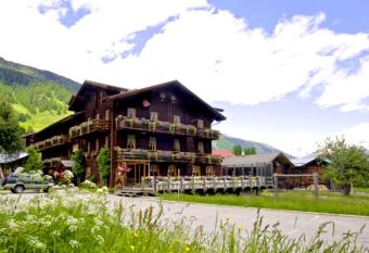 Swiss Lodge Joopi allows 18 year olds to book a room