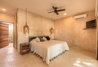 Xcalak paradise hotel allows 18 year olds to book a room