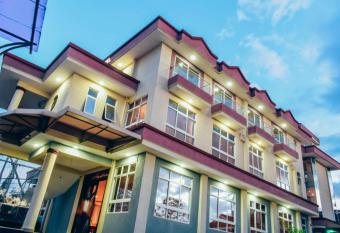 Essence Hotel has Balcony rooms