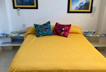 Amarilla (Amar y ya) has Balcony rooms