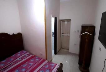 Number One Pyramids Hotel has Smoking rooms