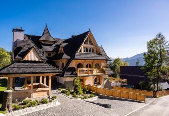 Rezydencja & SPA Czarny Nied  wied   has Balcony rooms