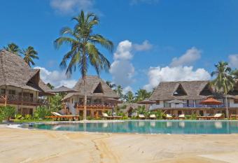 Pongwe Bay Resort has Balcony rooms