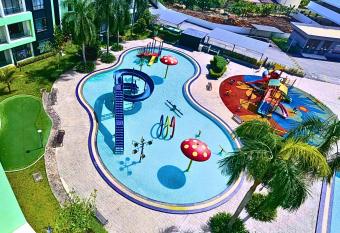 Ipoh Water Park(14pax) Homestay@HopeStay has Balcony rooms
