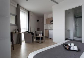 Tulip Inn Lille Grand Stade Residence allows 18 year olds to book a room