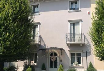 B&B Sul Garda allows 18 year olds to book a room