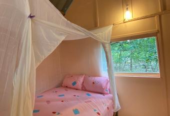 Koh Phu Valley has Balcony rooms