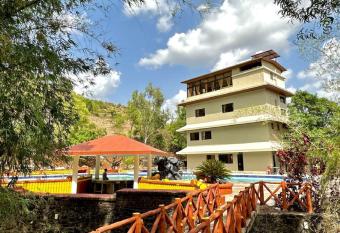 Panorama Villa has Balcony rooms