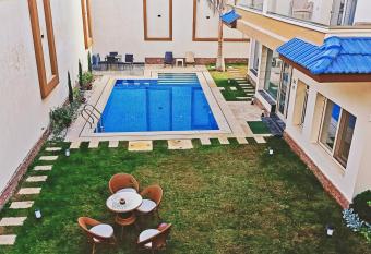 Grand Room has Balcony rooms