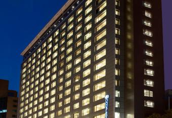 DoubleTree by Hilton Santiago - Vitacura allows 18 year olds to book a room