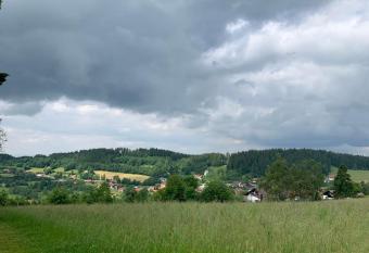 Family Apartment MiniGl  ck allows 18 year olds to book a room