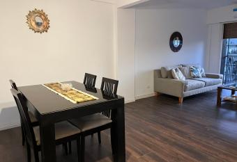 Tu departamento en Vicente L  pez has Balcony rooms