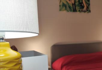 In City Guest House has Balcony rooms