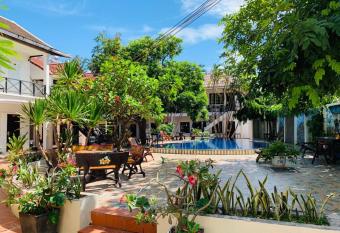 Vientiane Garden Villa Hotel And Restaurant has Balcony rooms