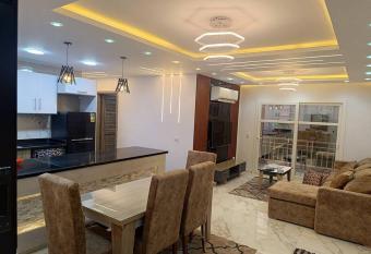 Apartment in Madinaty has rooms with a private hot tub