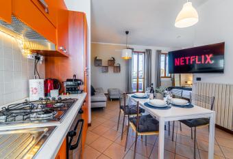 SuiteRho [FreeParking] has Balcony rooms