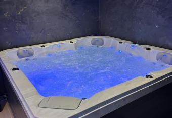 Sweet and Spa has Balcony rooms