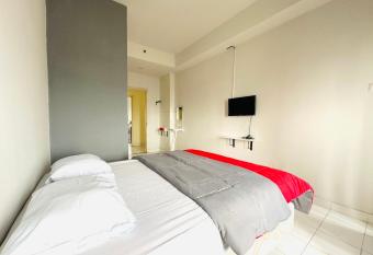 RedLiving Apartment @ Dramaga Tower by Liana Room allows 18 year olds to book a room
